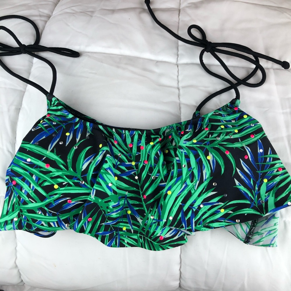 PINK Victoria’s Secret bathing suit top